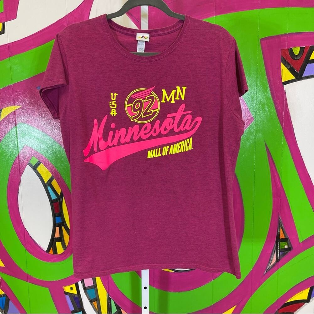 Mall of America, Graphic T-Shirt. Size 2XL. In excellent condition!
